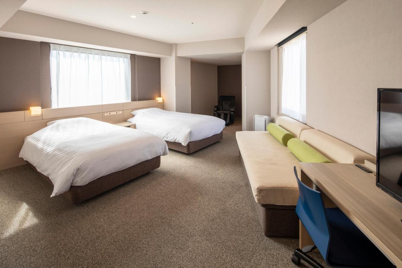 Jr Clement Hotel 3*